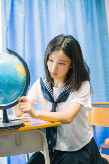 色女子